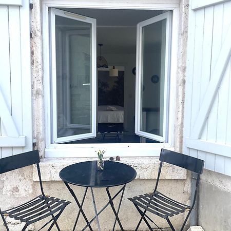 Joli Appart Cour Proche Bord De Loire Blois Kültér fotó